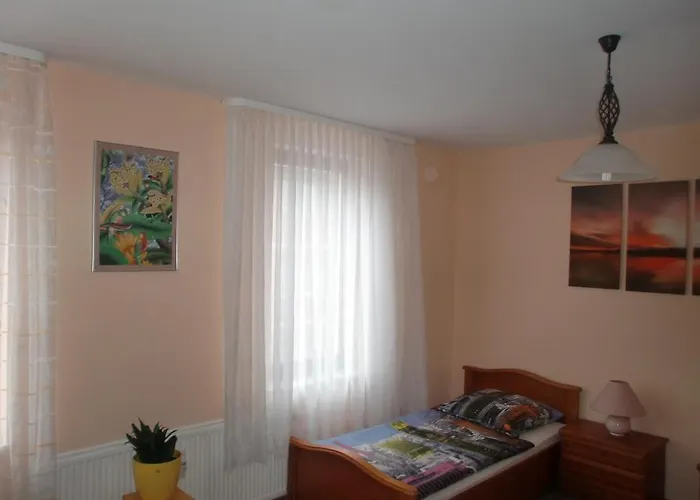 In Am Bahnhof Apartment *