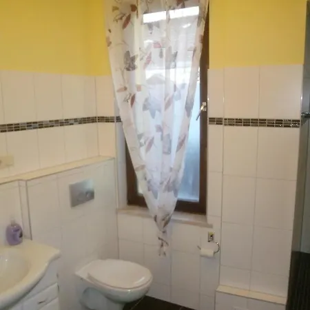 In Am Bahnhof Apartment *